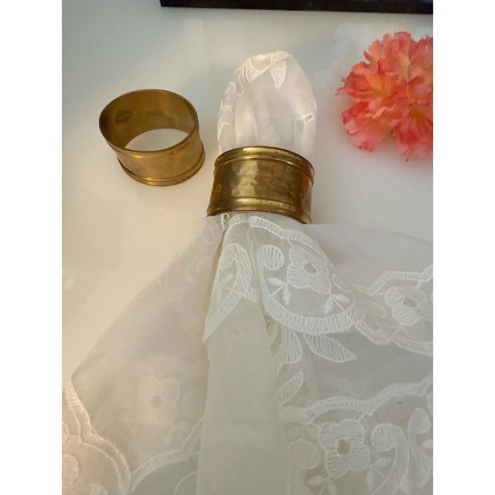 Vintage Set of 2 Solid Hammered Brass Oval Napkin Rings Made in India Sturdy GUC